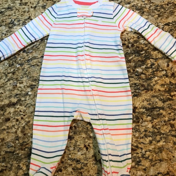 baby gap sleepers
